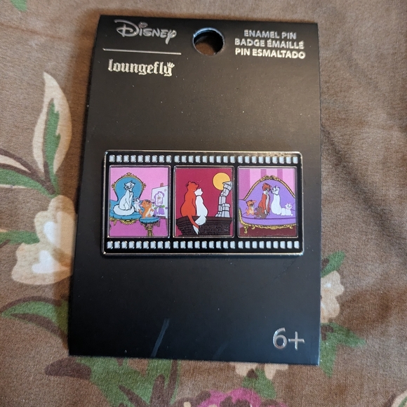 Loungefly Disney Aristocats Film Strip Enamel Pin - Picture 6 of 6